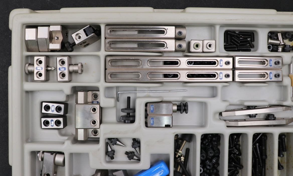 Bild des Artikels HAHN-&-KOLB-Spannmittel-+-Normalien-Set-für-Messraum-2-Lagen-sehr-guter-Zustand