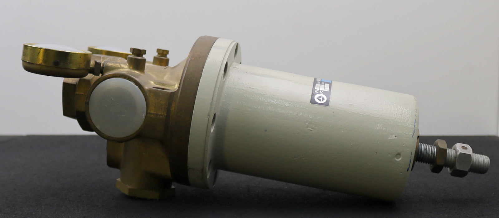 Bild des Artikels MESSER-GRIESHEIM-Gasdruckregler-Typ-U-47W9/H-P1-200bar-P2-11bar-Nr.-509.9908.0