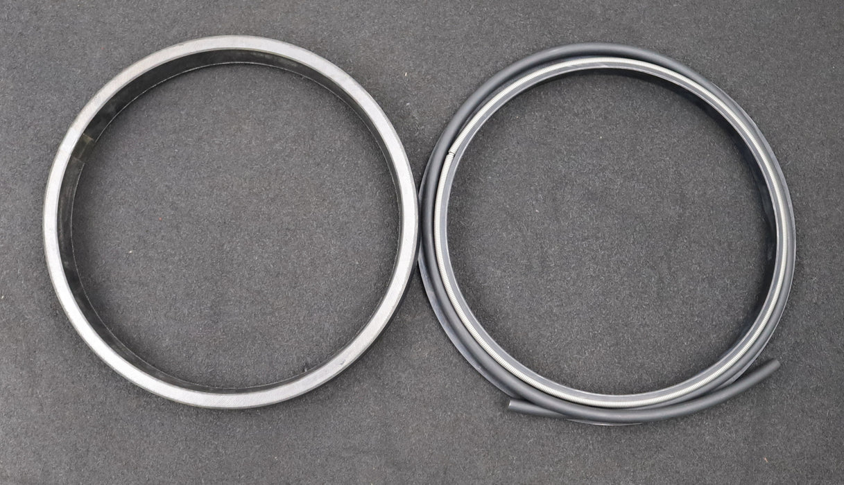 Bild des Artikels Manschette-kpl.-KolbenØ-210mm-für-SCHMIDT-Aufzug-Nr.-79-89-Nr.-38-unbenutzt