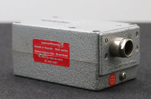 Bild des Artikels FRABA-Magnetschalter-Typ-MIIS-ein-Schließer-0,5A-220VAC-für-Aufzug