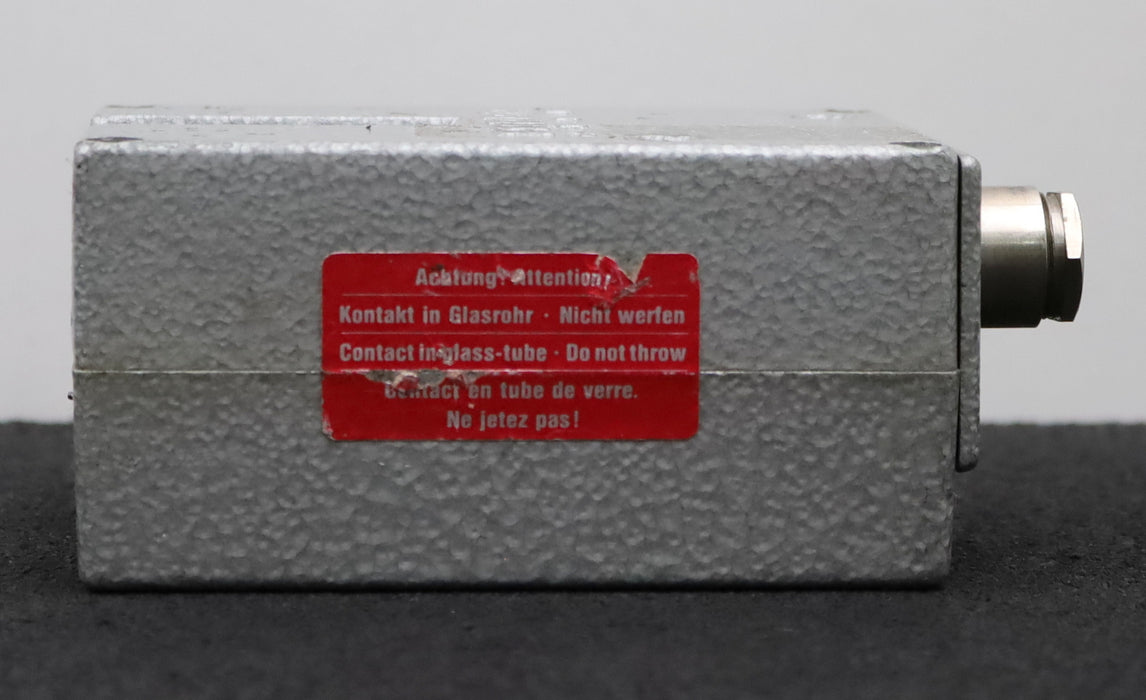 Bild des Artikels FRABA-Magnetschalter-Typ-MIIS-ein-Schließer-0,5A-220VAC-für-Aufzug