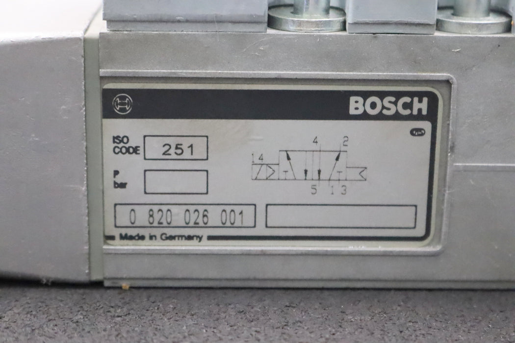 Bild des Artikels BOSCH-Magnetventil-Art.Nr-0-820-026-001-mit-Magnetspule-Art.Nr.-1-824-210-220