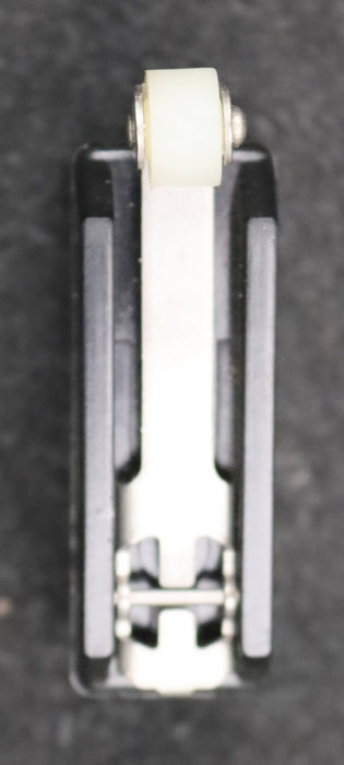 Bild des Artikels KISSLING-Rollen-Endschalter-PS1351301-15A-250VAC-unbenutzt