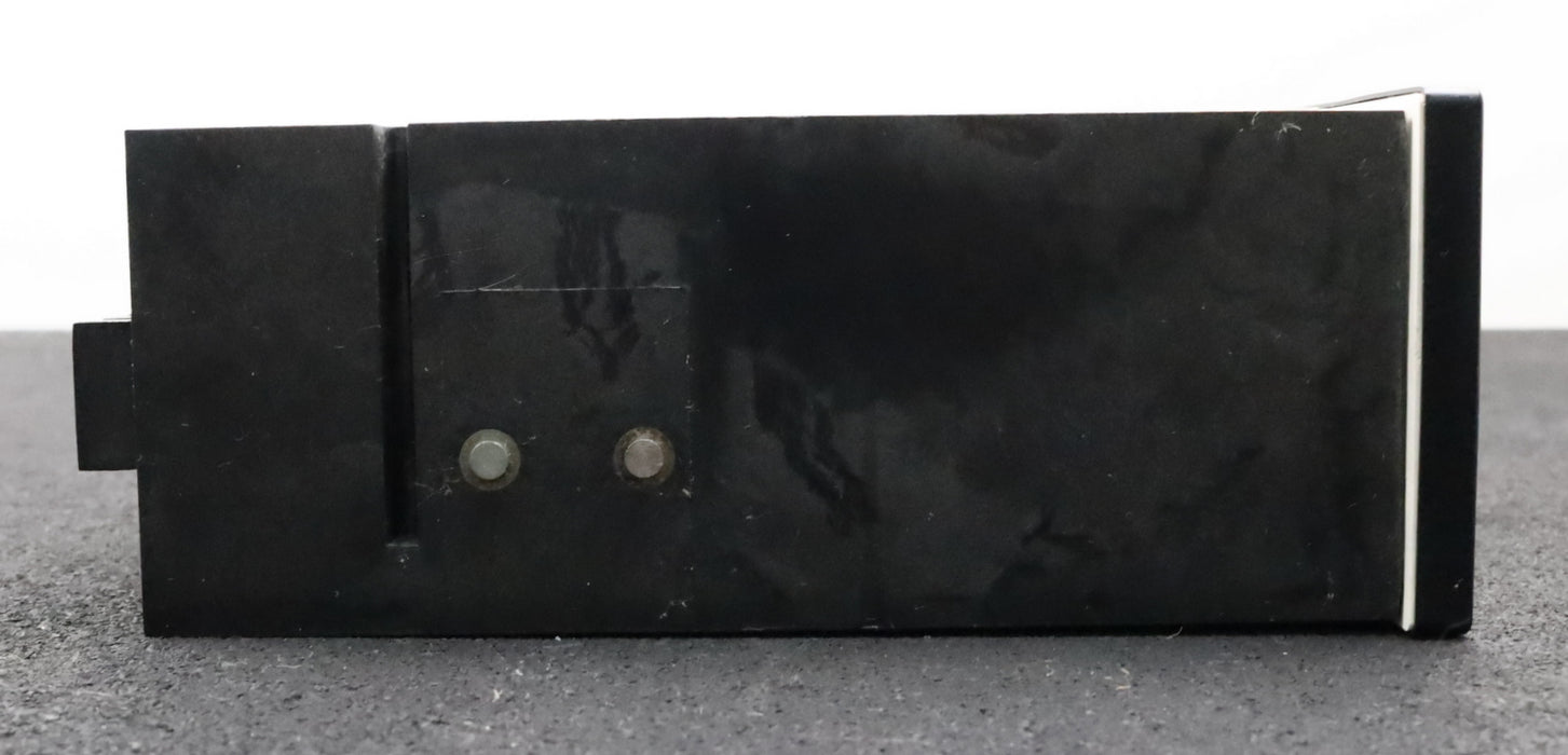 Bild des Artikels JUMO-Einbaumessgerät-20mA-0-100%-1,0-Art.Nr.-91091141-Einbaumaße-140x70x180mm