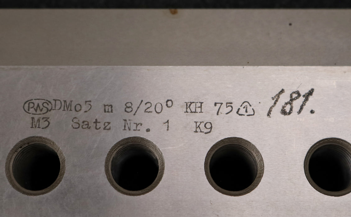 Bild des Artikels PWS-1-Satz-Hobelstähle-Kegelradhobelmaschine-75KH-m=-8-EGW-20°-Nutzlänge-133mm