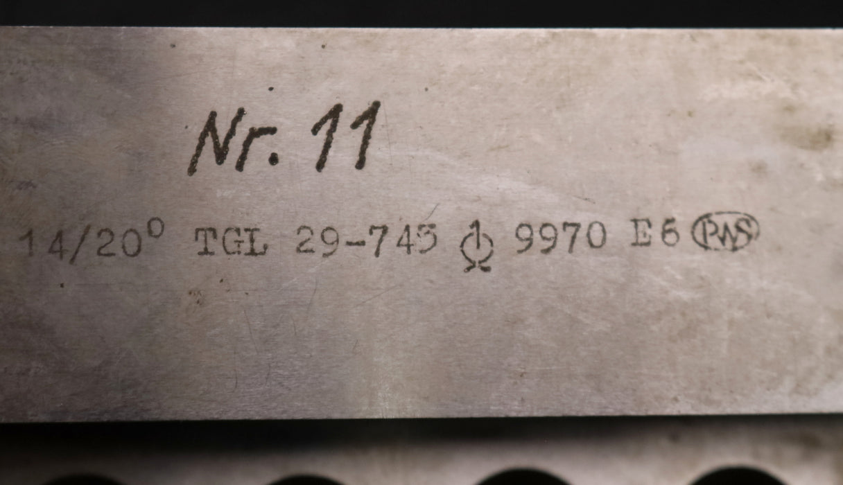 Bild des Artikels PWS-1-Satz-Hobelstähle-Kegelradhobelmaschine-75KH-m=-14-EGW-20°-Nutzlänge-133mm
