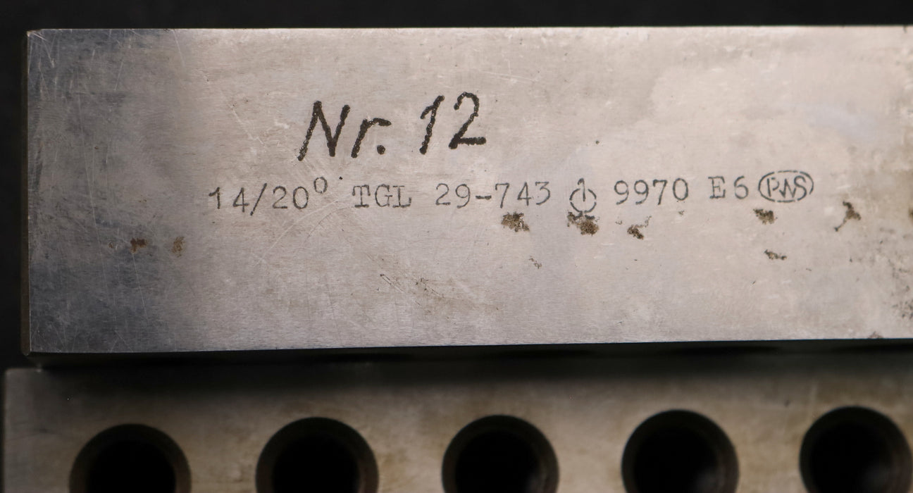 Bild des Artikels PWS-1-Satz-Hobelstähle-Kegelradhobelmaschine-75KH-m=-14-EGW-20°-Nutzlänge-133mm