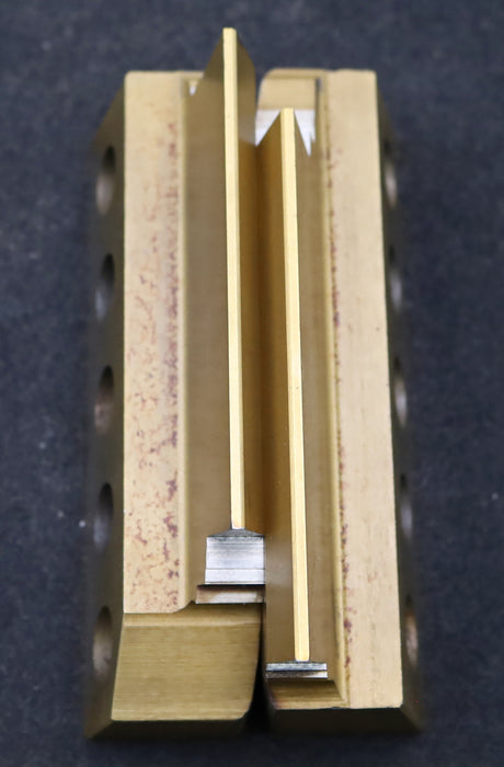 Bild des Artikels PWS-1-Satz-Hobelstähle-Kegelradhobelmaschine-75KH-m=-5-EGW-20°-Nutzlänge-107mm