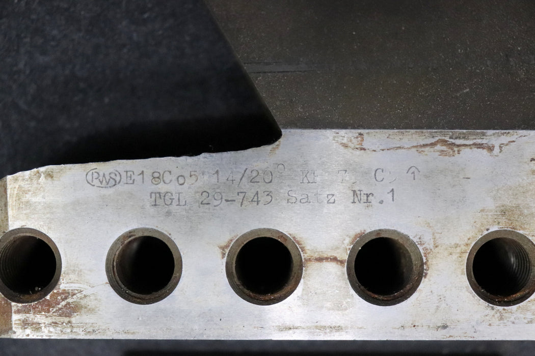 Bild des Artikels PWS-1-Satz-Hobelstähle-Kegelradhobelmaschine-75KH-m=-14-EGW-20°-Nutzlänge-99mm