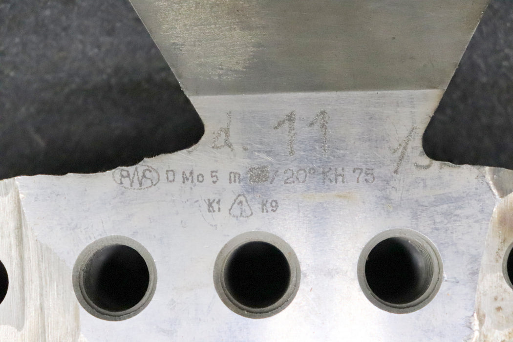 Bild des Artikels PWS-1-Satz-Hobelstähle-Kegelradhobelmaschine-75KH-m=-11-EGW-20°-Nutzlänge-83mm