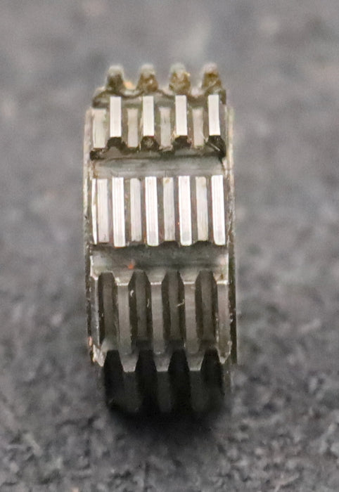 Bild des Artikels DOLD-Zahnrad-Wälzfräser-gear-hob-m=0,7-EGW-30°-1°44'-Stg-Ø25x10xØ8mm
