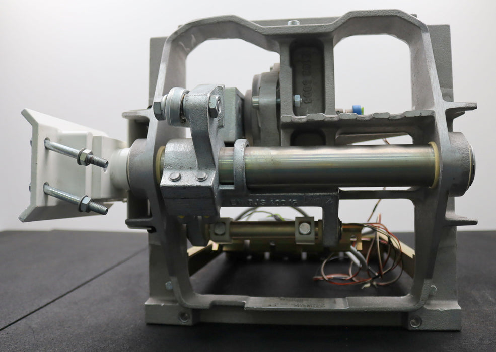 Bild des Artikels MAGNETIC-AUTOCONTROL-Antrieb-Typ-BDU40-A100-Art.Nr.-1056.5015-für-Schranke