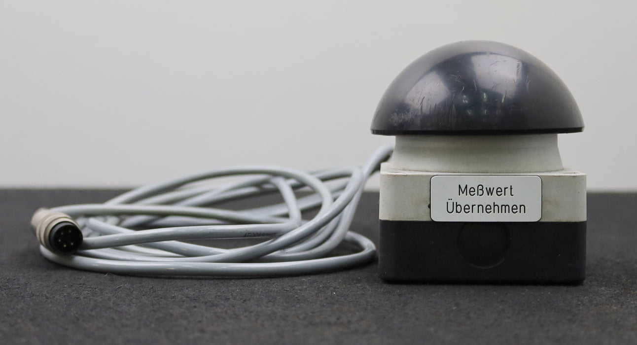 Bild des Artikels MÖLLER-Fuß--und-Grobhandtaster-FAK-IP67,-IP69K-nach-IEC/EN60947-gebraucht