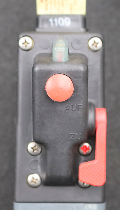 Bild des Artikels GEMÜ-Magnetventil-Typ-205-10D-2-114123050/60-0101-P-6bar-230V-50/60Hz-95W-DN10