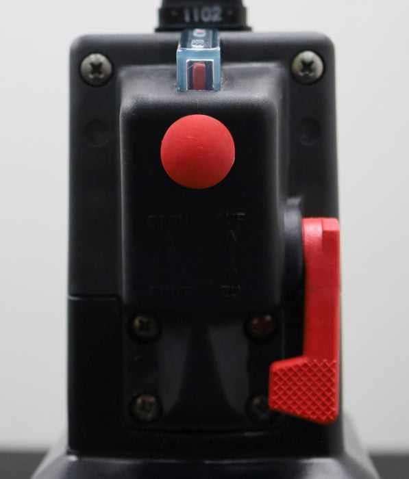 Bild des Artikels GEMÜ-Magnetventil-Typ-225-P-6bar-24VDC-70/18w-ND10-DA50-NW40-unbenutzt