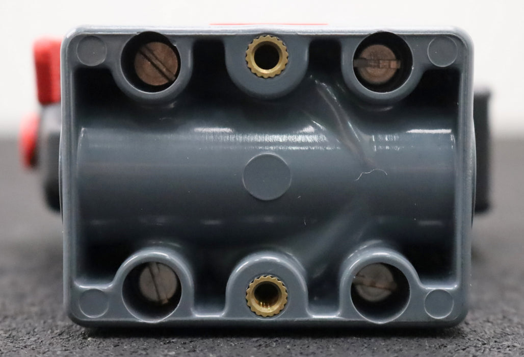 Bild des Artikels GEMÜ-Magnetventil-Typ-205-10D-P-6bar-230V-50/60Hz-DN10-Di16-PN6-unbenutzt