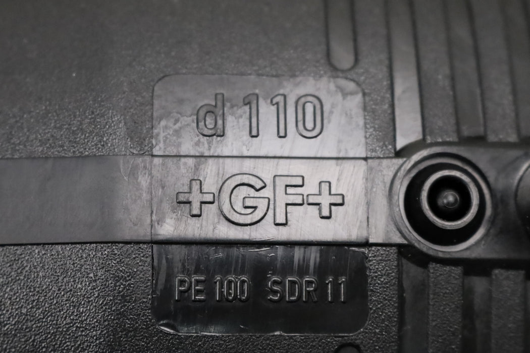 Bild des Artikels GF-GEORG-FISCHER-T-Stück-90°-Art.Nr.-753-201-814-Ø110-PE100-unbenutzt-in-OVP