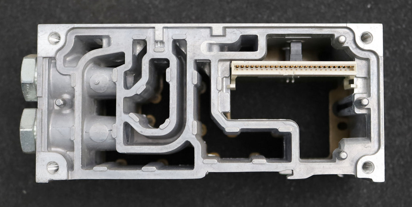 Bild des Artikels FESTO-2x-Verkettungsplatte-VABV-S4-1S-G14-2T2-Mat.-Nr.539220-gebraucht