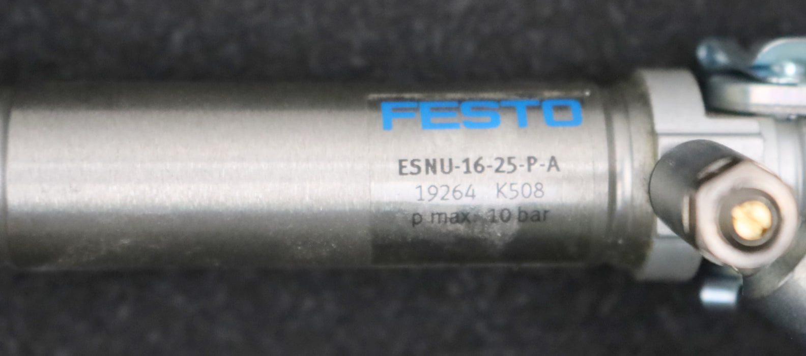 Bild des Artikels FESTO-Norm-Zylinder-ESNU-16-25-P-A-Mat.-Nr.-19264-einfachwirkend-KolbenØ-16mm