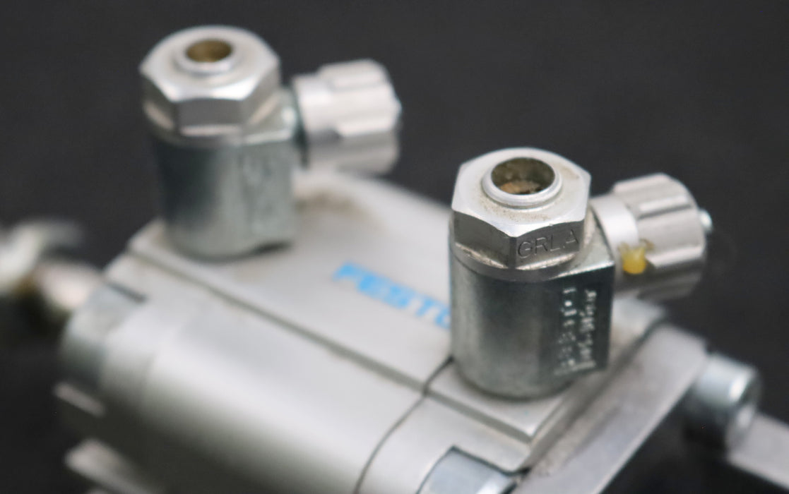 Bild des Artikels FESTO-Kompakt-Zylinder-ADVU-32-15-A-PA-Mat.-Nr.-156618-doppeltwirkend-Hub-15mm
