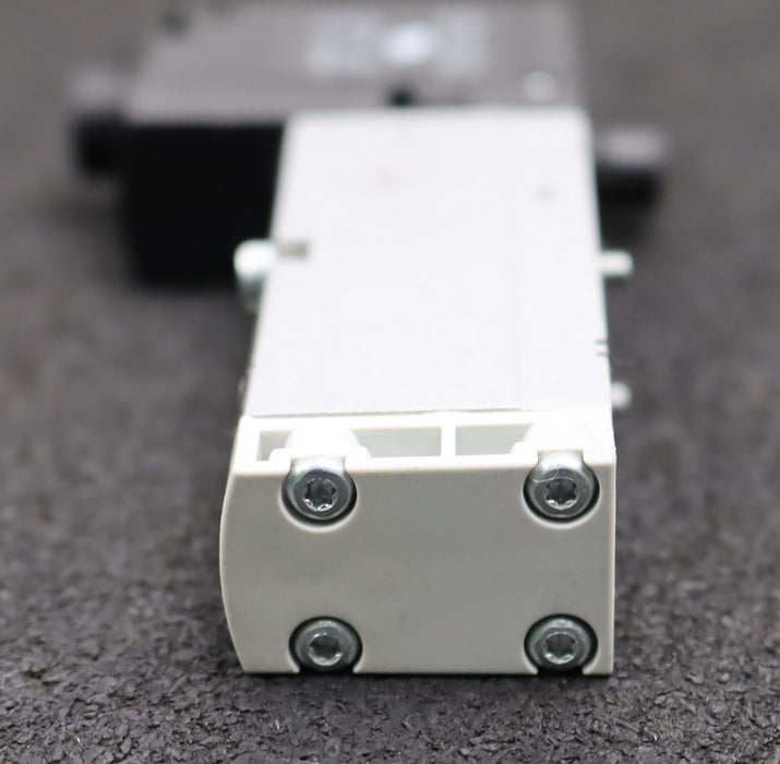 Bild des Artikels FESTO-Magnet-Ventil-VSVA-B-M52-AZD-A2-1T1L-Mat.-Nr.-539184-5/2-monostabil