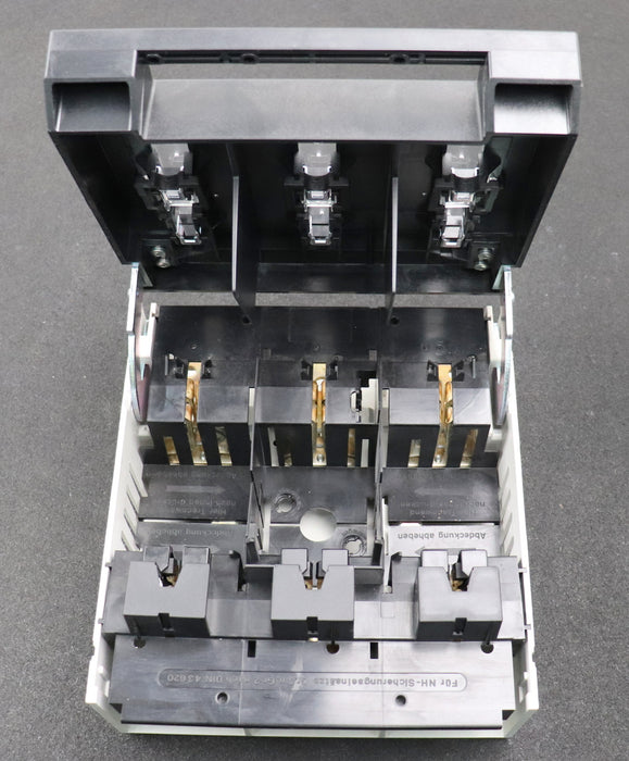 Bild des Artikels AEG-Sicherungslasttrennschalter-Fuse-switch-disconnector-LtSiSt-638-NH3-630A