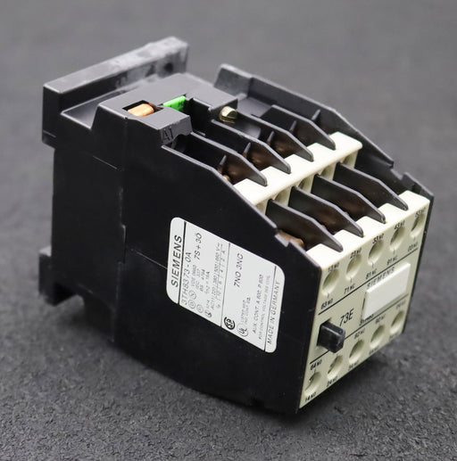 Bild des Artikels SIEMENS-Hilfsschütz-3TH8373-0AG1-Spulenspannung110V-50-60Hz-unbenutzt-in-OVP