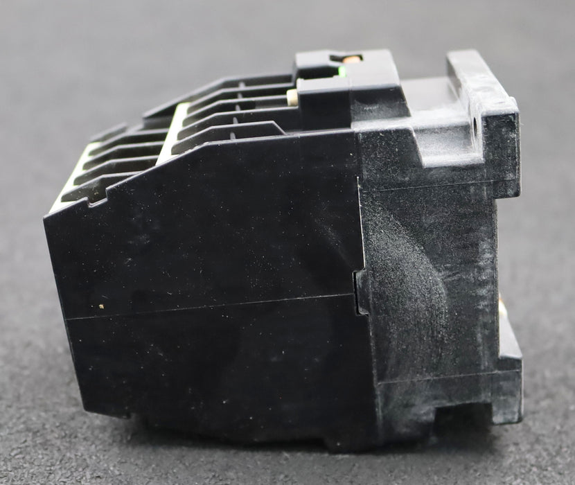 Bild des Artikels SIEMENS-Hilfsschütz-3TH8373-0AG1-Spulenspannung110V-50-60Hz-unbenutzt-in-OVP