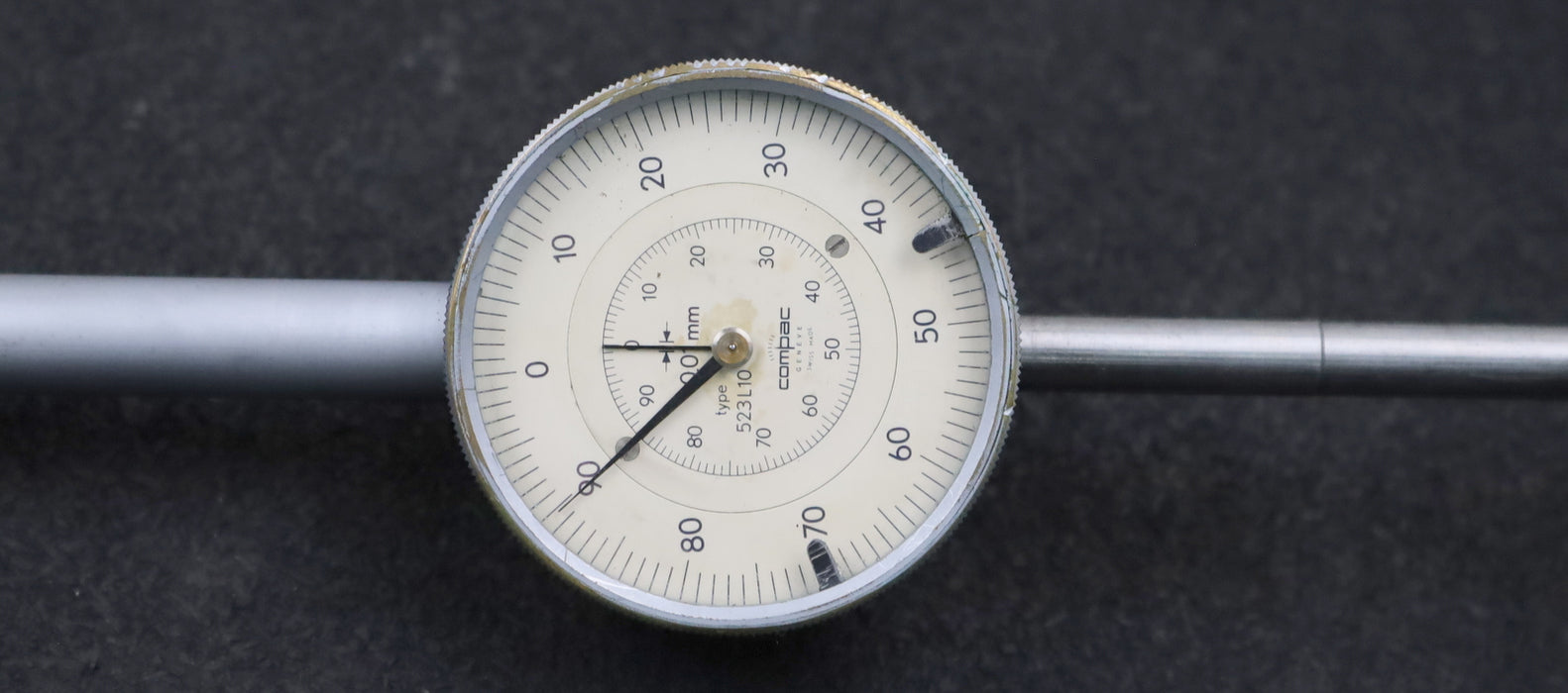 Bild des Artikels COMPAC-Analoge-Messuhr-Type-523L10--Messbereich-100mm-Skaleneinteilung-0-100