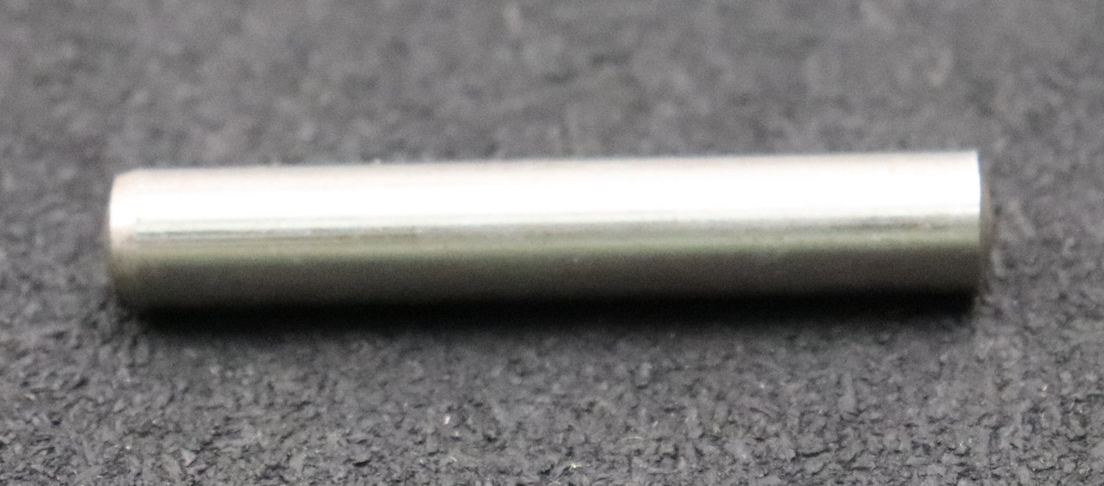 Bild des Artikels 61x-Zylinderstifte-10x60mm-DIN-6325-unbenutzt