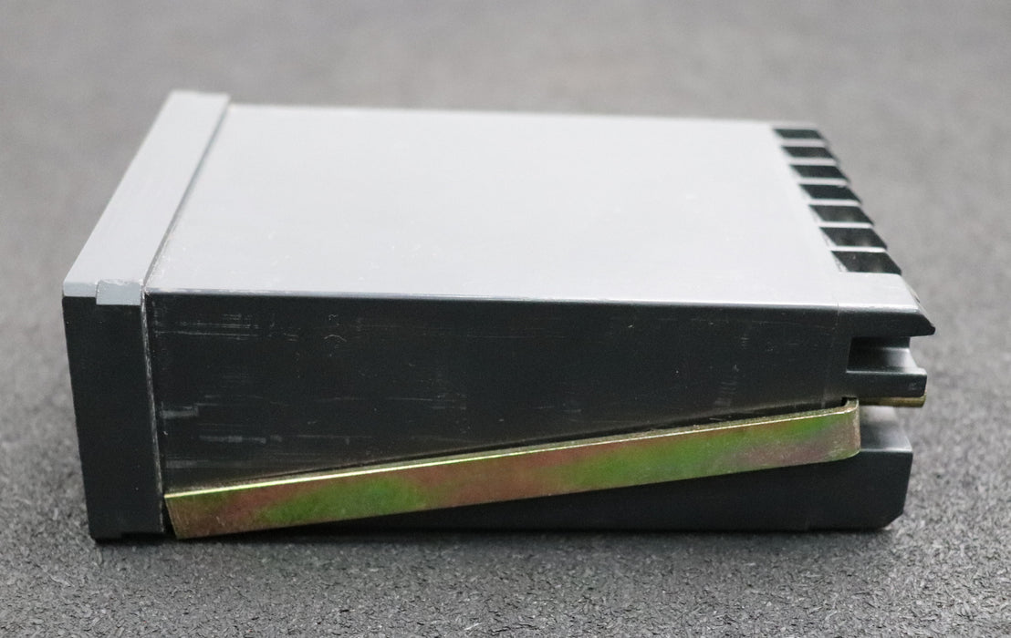 Bild des Artikels EBERLE-Temperaturregler-TR-5200-N-TR-F2-Nr.-886-377-994-622-Bereich-0-250C