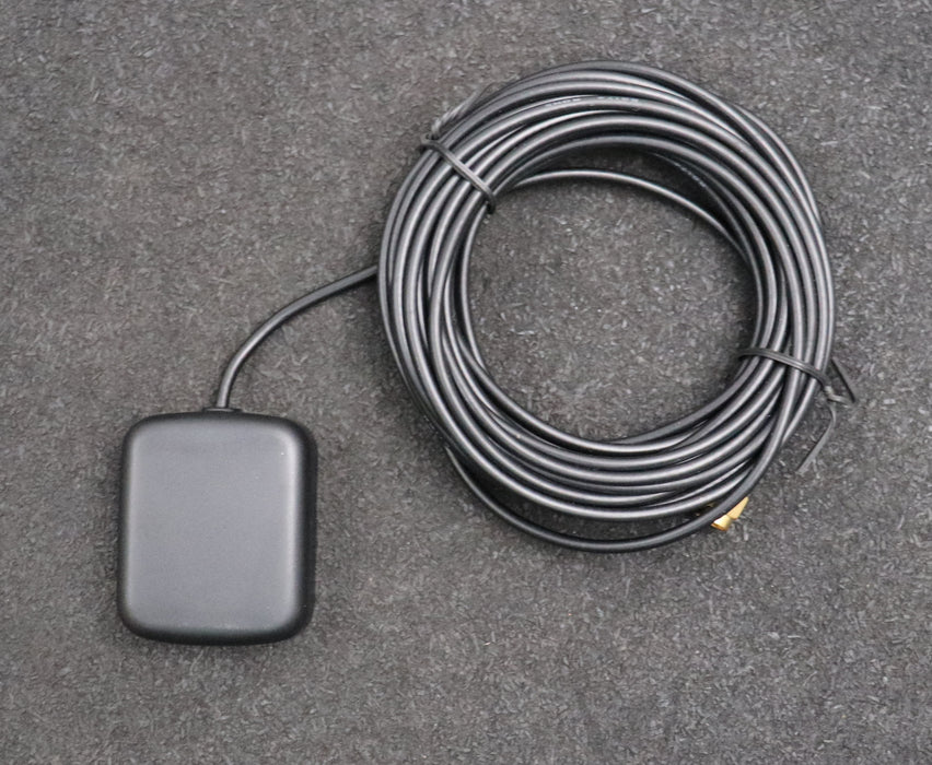 Bild des Artikels PANORAMA-ANTENNAS-GPS-Haftmagnetantenne-GPSME-6SP-6m-Kabel-mit-SMAP-Stecker-26dB