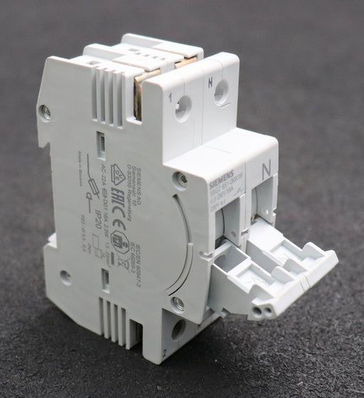 Bild des Artikels SIEMENS-Sicherungslasttrennschalter-5SG7651-0KK16-22VAC-16A-2,5W-IP20-unbenutzt