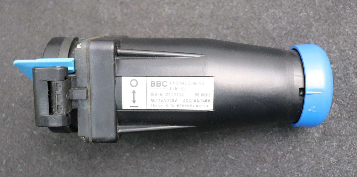 Bild des Artikels BBC-CEE-Kupplung-GHG-543-3306-V0-3-Polig-16A-220-240V-50/60Hz-unbenutzt-in-OVP