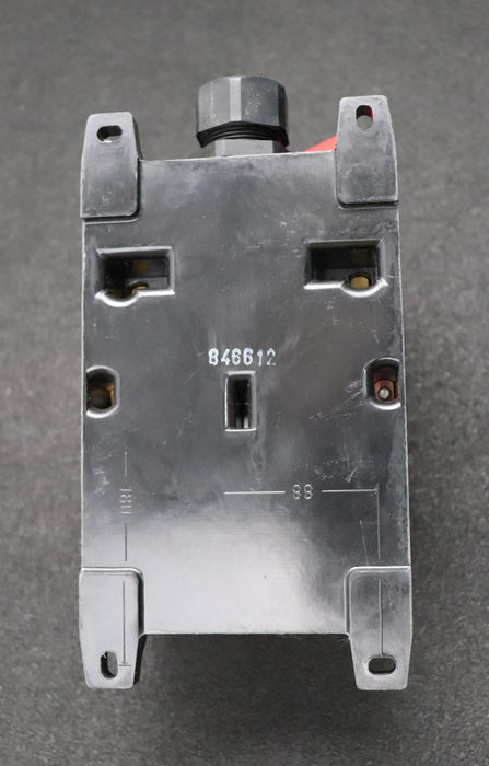 Bild des Artikels BBC-Wandsteckdose-GHG-531-4506-V0-5-Polig-16A-220/380V-50/60Hz-unbenutzt-in-OVP