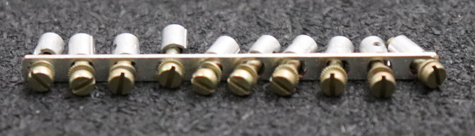 Bild des Artikels WEIDMÜLLER-20x-Querverbinder-Q-10-AKZ4-Art.Nr.-036860-unbenutzt-in-OVP