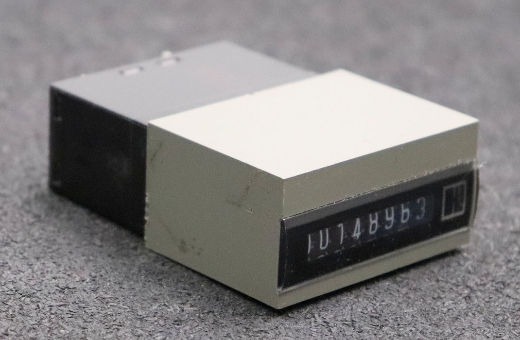 Bild des Artikels HENGSTLER-Summenzähler-Art.Nr.-0-468-165-24VDC=2,5W-gebraucht