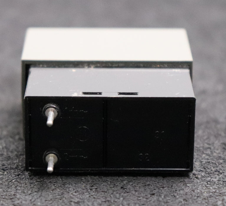 Bild des Artikels HENGSTLER-Stundenzähler-Art.Nr.-0-478-123-24VDC=2,5W-gebraucht