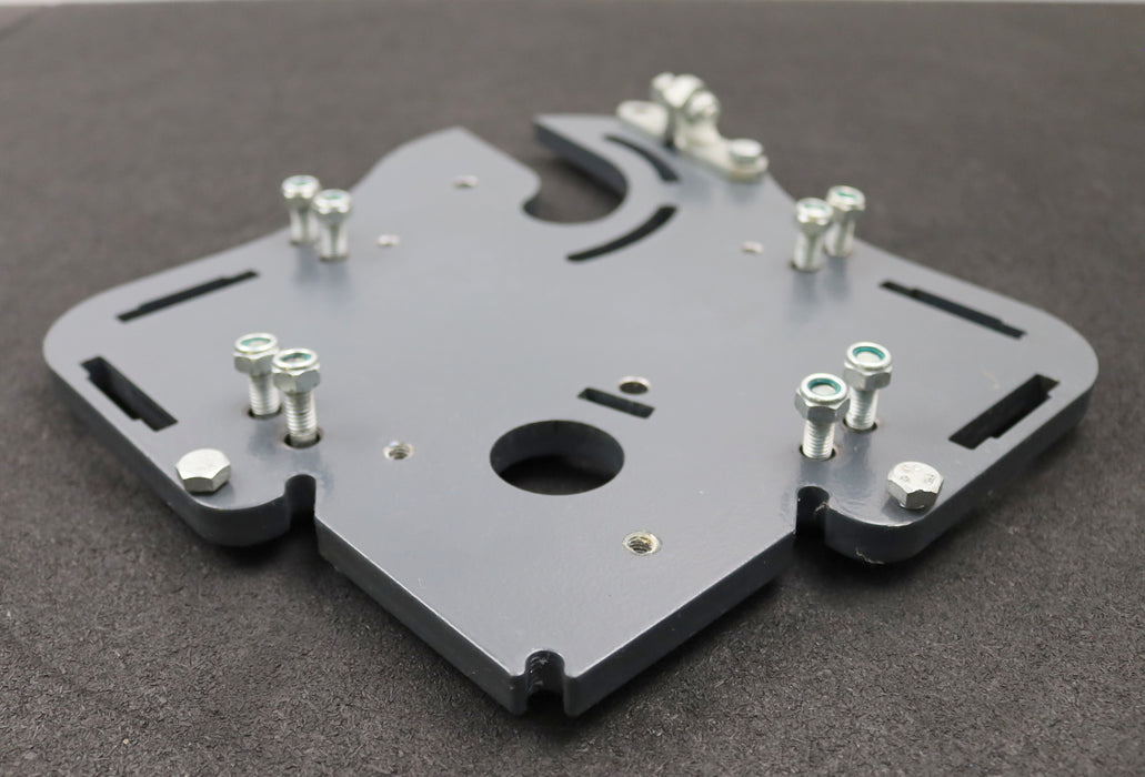 Bild des Artikels MAHA-Motorplatte-für-Hebebühne-Econ-3-Art.Nr.-020470-00006500-gebraucht