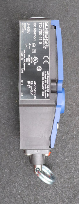 Bild des Artikels SCHMERSAL-Seilzug-Notaus-Schalter-TQ-700-11-S-AC-15/DC-13-IP67-Uimp=-6kV