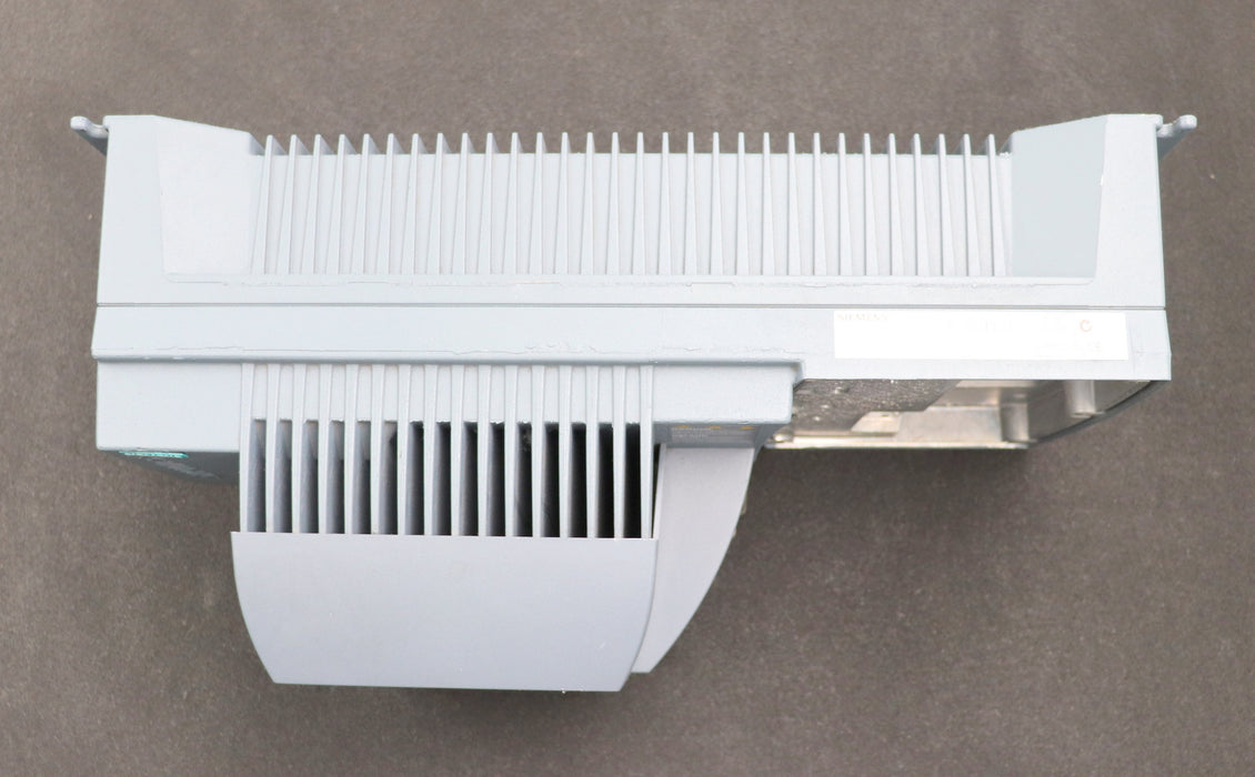 Bild des Artikels SIEMENS-SINAMICS-G120D-PM250D-Filter-4kW-6SL3525-0PE24-0AA1-Version-C01