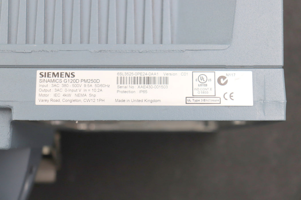 Bild des Artikels SIEMENS-SINAMICS-G120D-PM250D-Filter-4kW-6SL3525-0PE24-0AA1-Version-C01