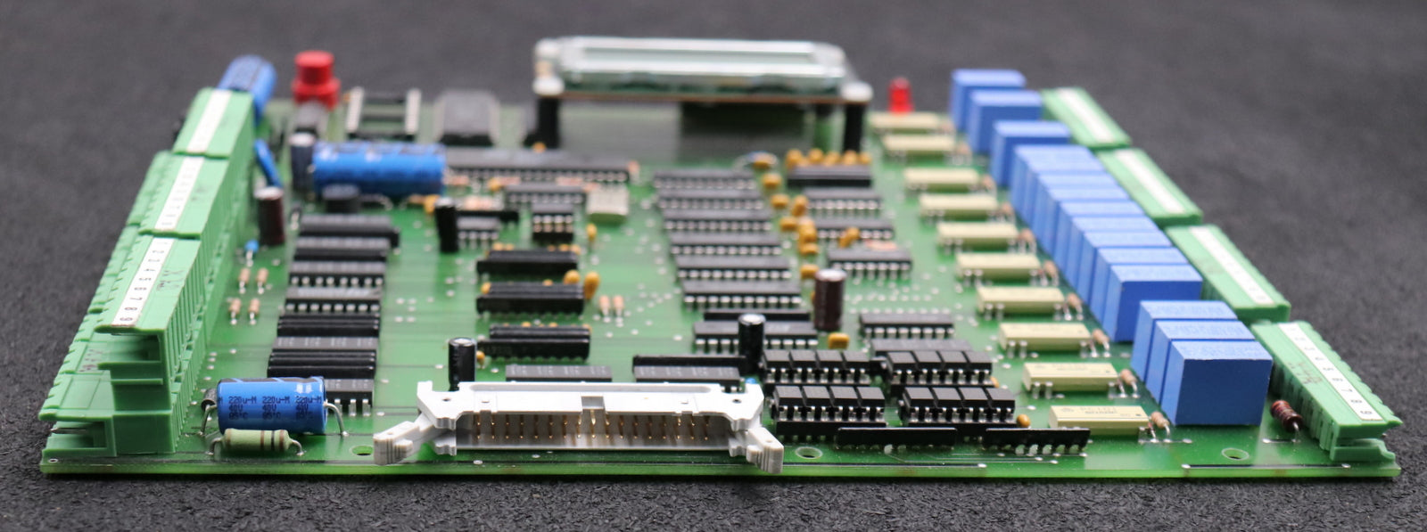 Bild des Artikels BUTZ-&-NEUMAIR-CPU-Platine-mit-Display-Nr.-1008821-für-Aufzugsteuerung-MSZ-808