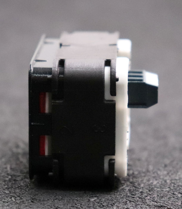 Bild des Artikels VESTNER-AUFZUG-Taster-Tür-auf-LED-Rot-24V-Art.Nr.-1090369-mit-Microschalter