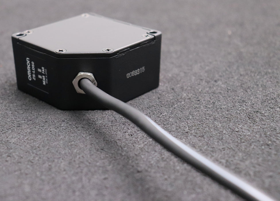 Bild des Artikels OMRON-Laser-Distanzmesskopf-ZS-LD50-0069315-Arbeitsbereich-50+/-5mm