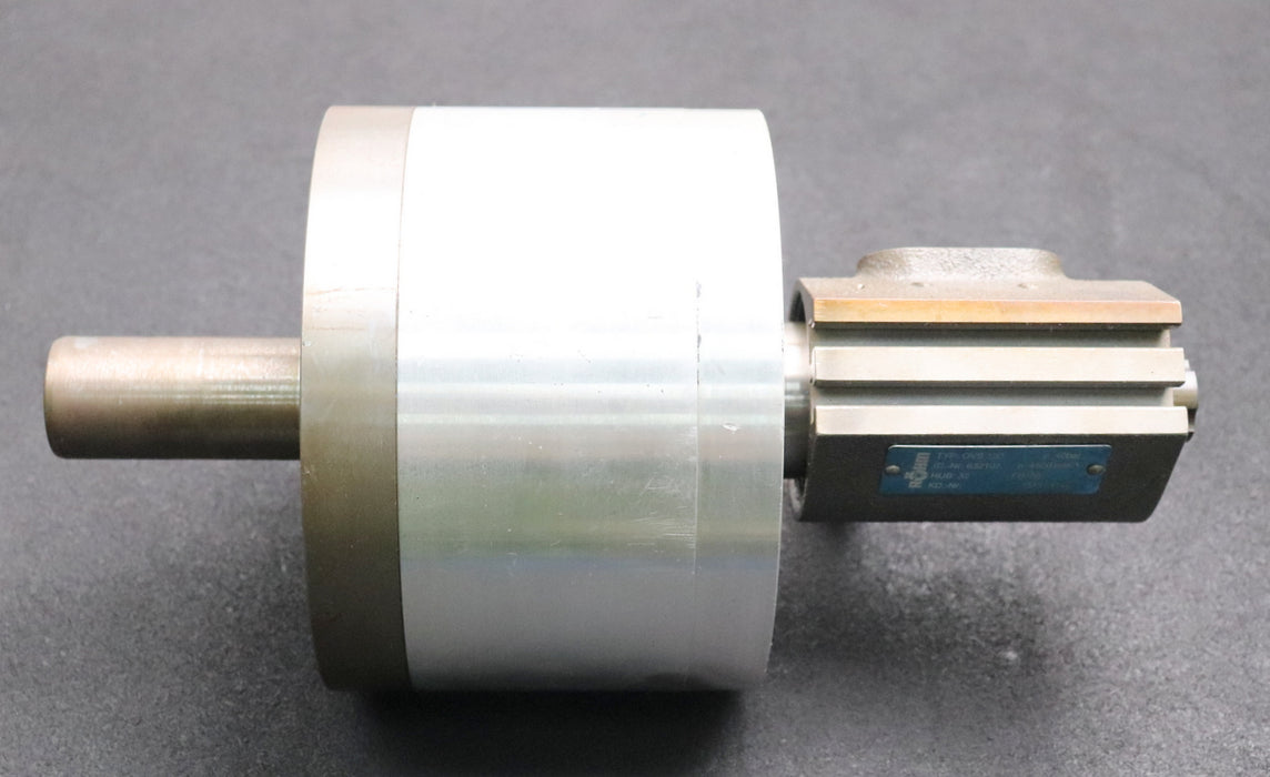 Bild des Artikels RÖHM-hydraulischer-Vollspannzylinder-OVS-130-552-71-ID-Nr.-30591-mit-OVS-130