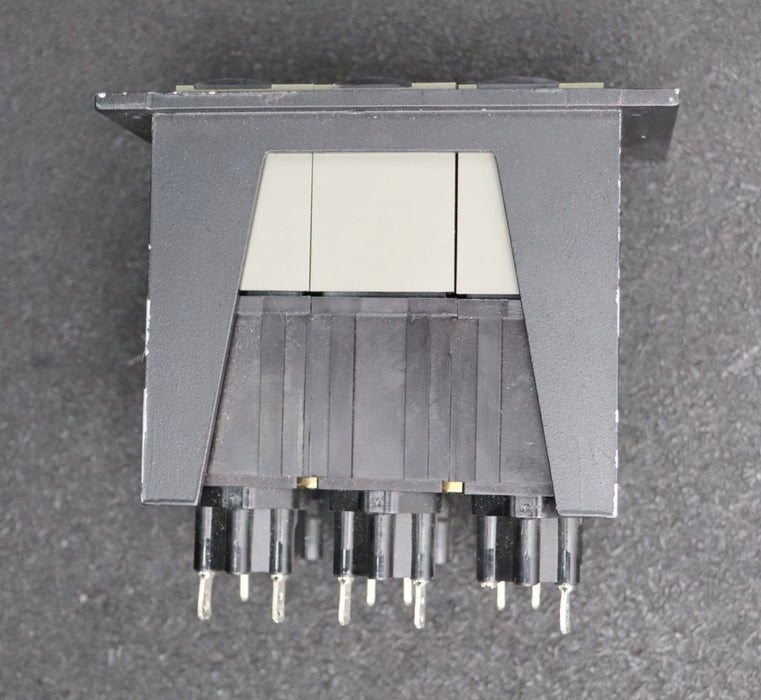 Bild des Artikels HENGSTLER-3-fach-Zähler-3x-174715-M9-in-Stahl-Einschub-Abmaße100x60mm