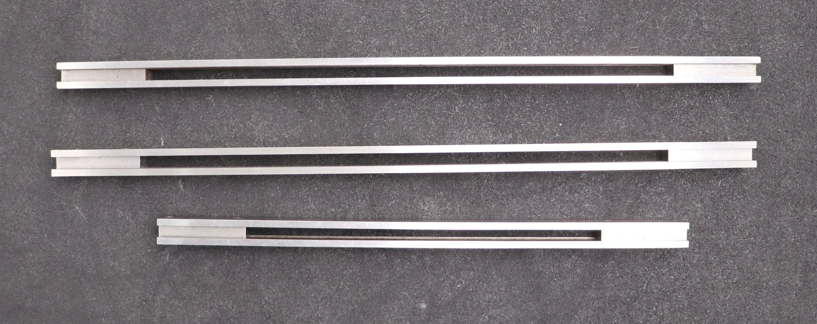 Bild des Artikels PAV-Zubehör-für-digitalen-Tiefenmessschieber-PAV200-mit-Messkopf-2x-400mm-Brücke