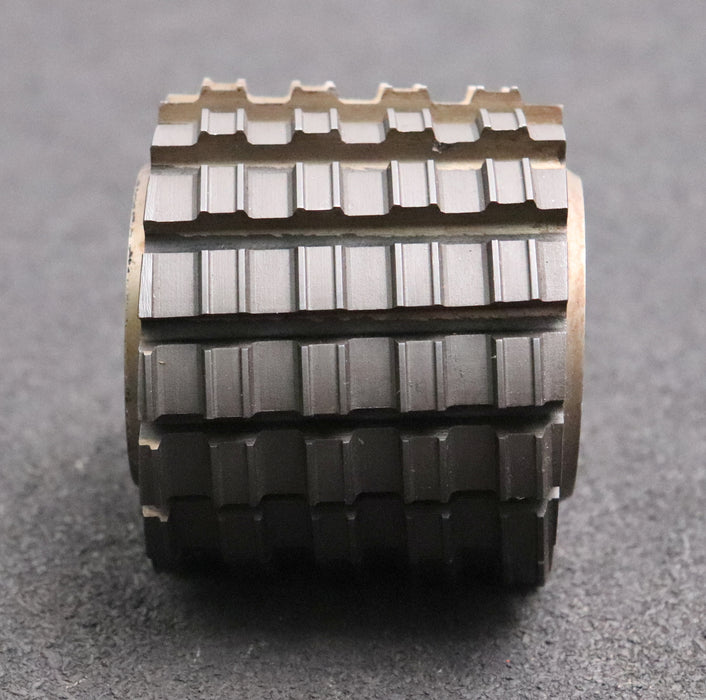 Bild des Artikels R.STOCK-Keilwellen-Wälzfräser-6-Keile-32,32x36x6,32-mit-Höcker-Fertigfräser