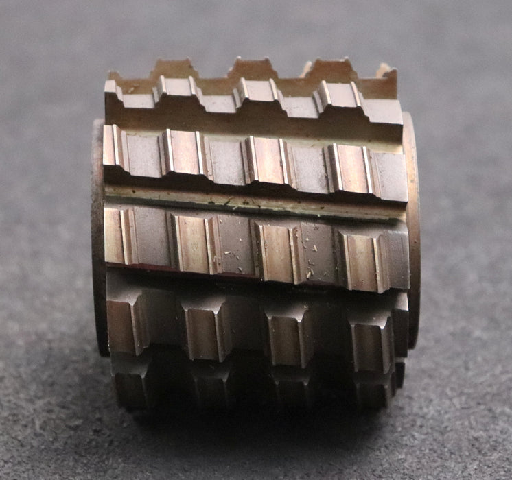 Bild des Artikels HENTZEN&CO-Keilwellen-Wälzfräser-6-Keile-28,2x33x8,2-mit-Höcker-Fertigfräser